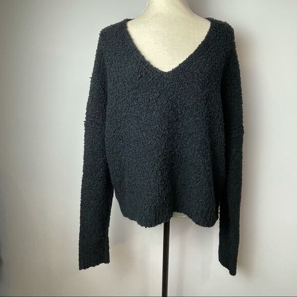 Free People Solid Black Over Sized V Neck Pullover Chunky Cotton Sweater size M - Picture 6 of 14